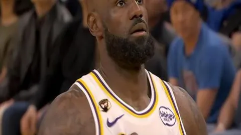 中国首台空间站舱内机器人试验开启，试验过程视频首次曝光